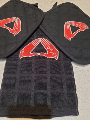 Delta Sigma Theta Kitchen Towel 4-Piece Set, Oven Mitten and Potholder Set, hand sign embroidery design - image3